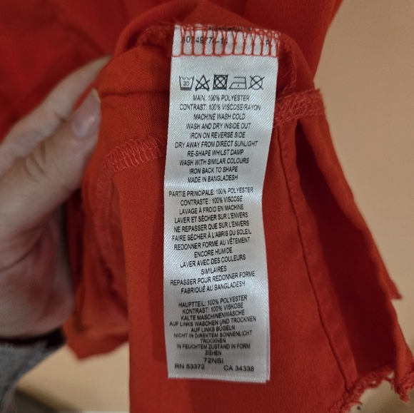 Red tank - Picture 4 of 6